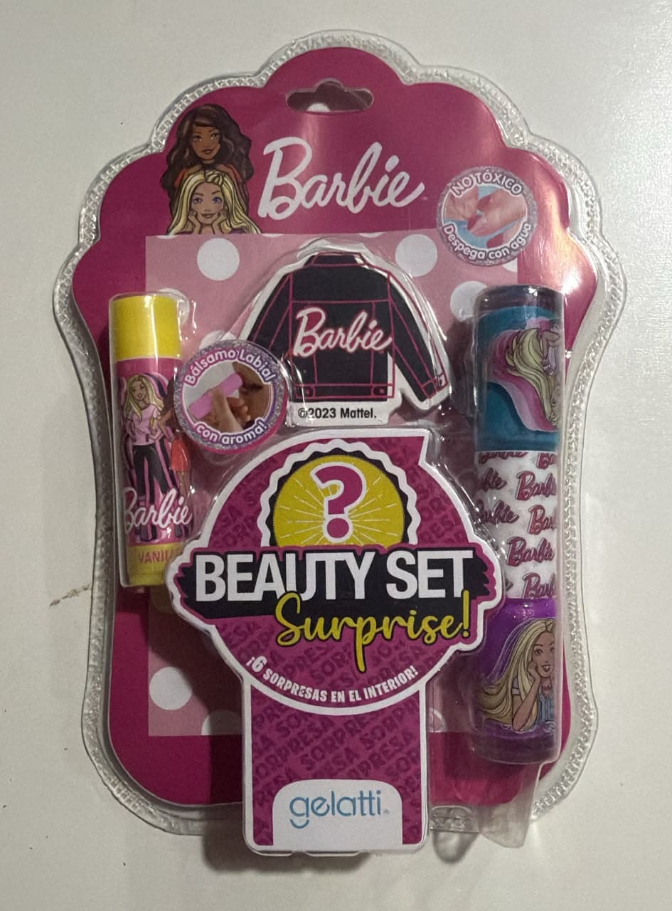 SET DE MAQUILLAJE PEQUEÑO MODELO BARBIE