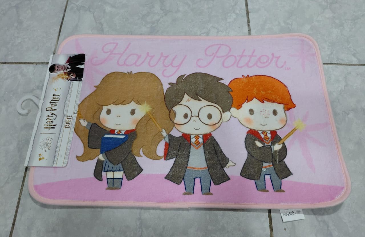 TAPETE MODELO HARRY Y AMIGOS